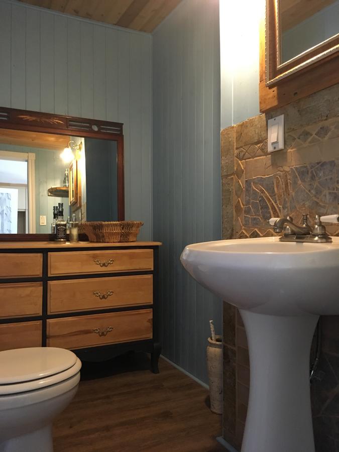 La Chouette Viree Bed & Breakfast Grandes-Bergeronnes Eksteriør bilde