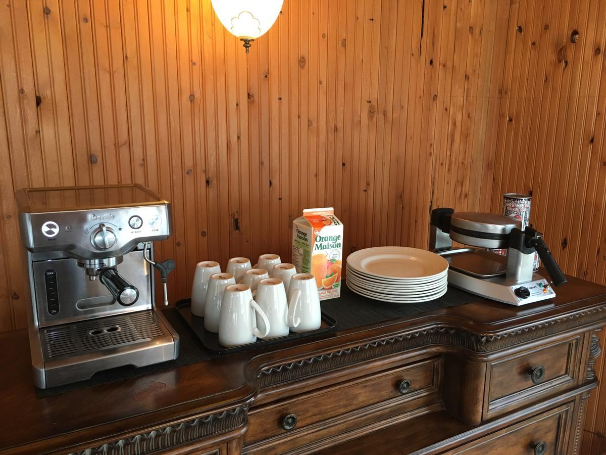 La Chouette Viree Bed & Breakfast Grandes-Bergeronnes Eksteriør bilde